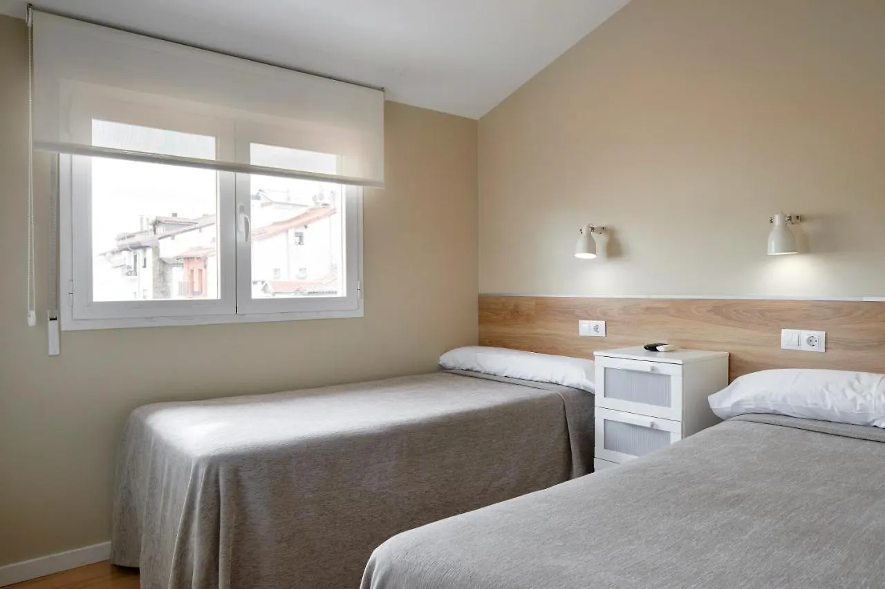 Pamplonapartments Mercaderes 0*, بنبلونة إسبانيا